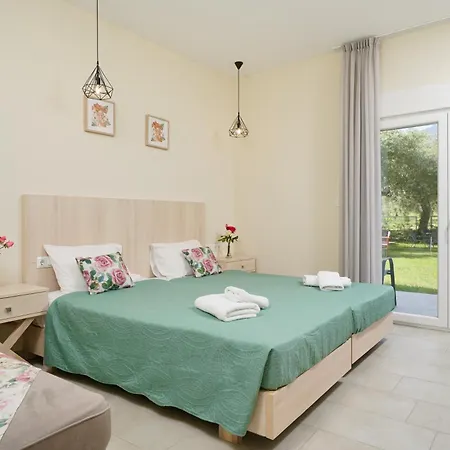 Aenaon Aparthotel